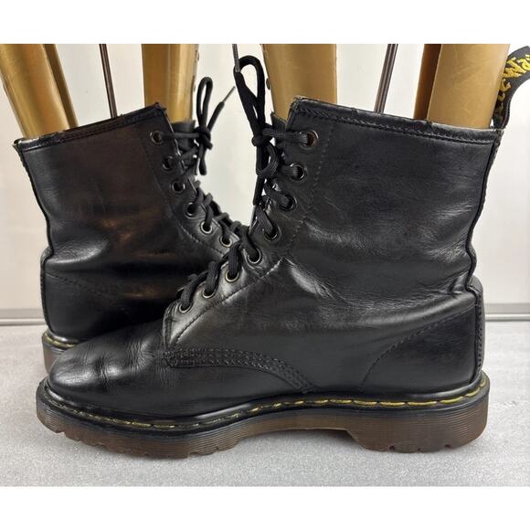 Dr. Martens Men Smooth Leather Eyelet Boots Size 7 Black Made In England main image 6
